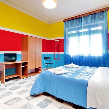 Rent Room Rom Exterior foto