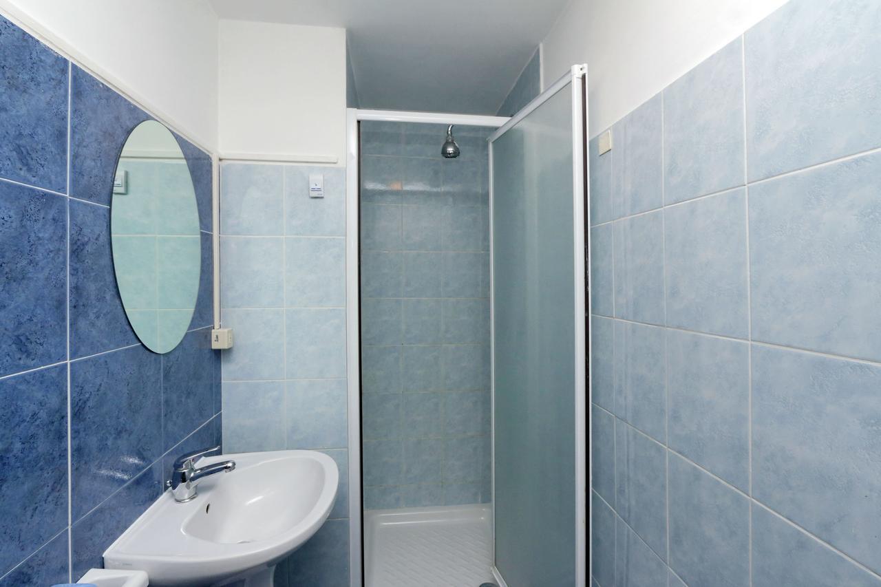 Rent Room Rom Exterior foto